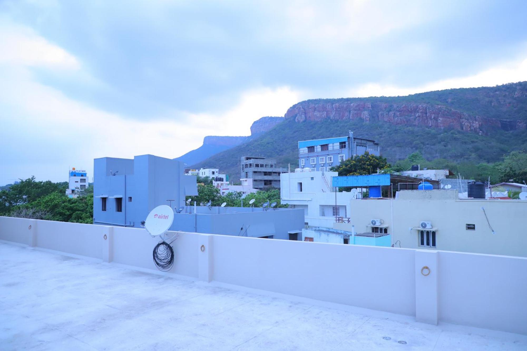 Nanda Mohan Homestay- Luxuries Ac Apartment Close To Alipiri Foothills-Kapila Teertham And Iskcon Temple Tirupati Extérieur photo