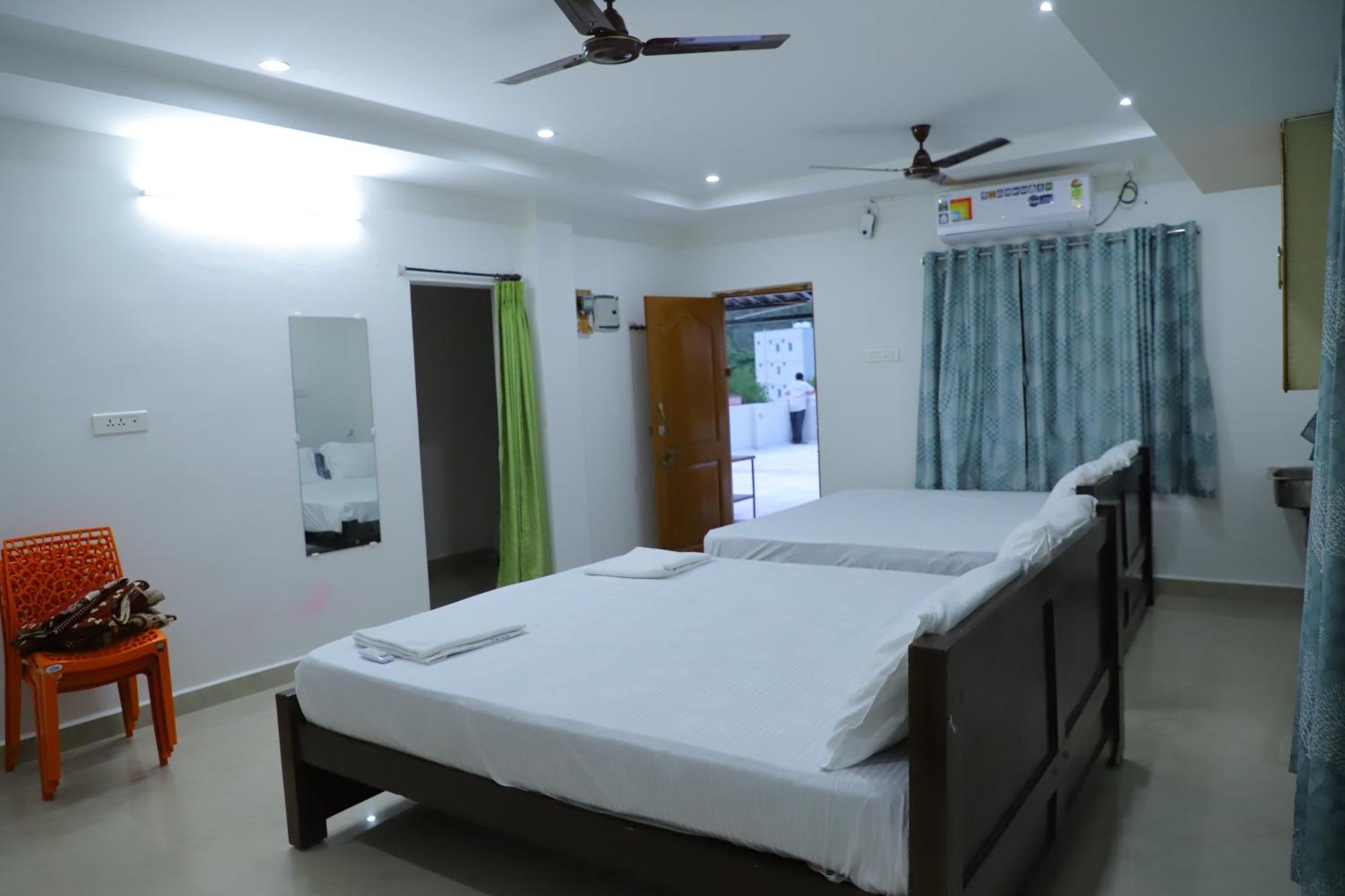 Nanda Mohan Homestay- Luxuries Ac Apartment Close To Alipiri Foothills-Kapila Teertham And Iskcon Temple Tirupati Extérieur photo
