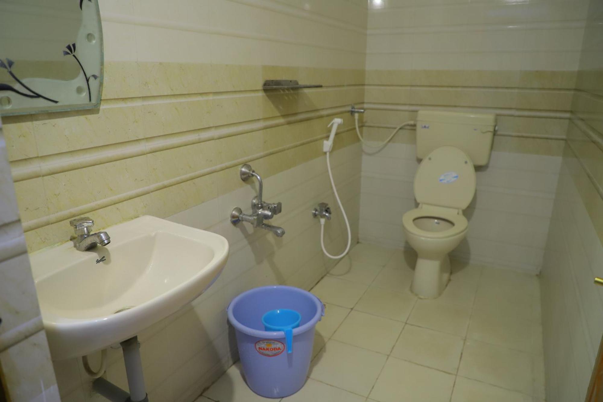 Nanda Mohan Homestay- Luxuries Ac Apartment Close To Alipiri Foothills-Kapila Teertham And Iskcon Temple Tirupati Extérieur photo