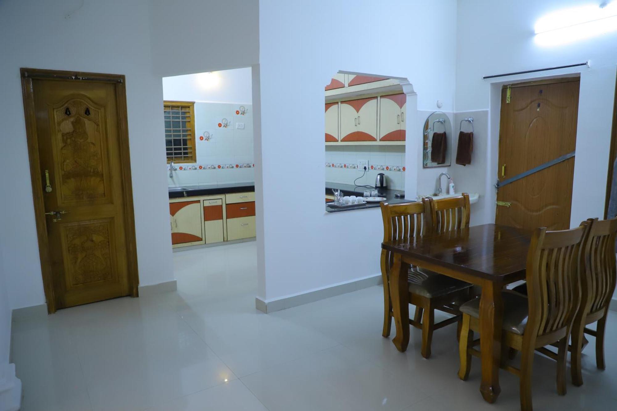 Nanda Mohan Homestay- Luxuries Ac Apartment Close To Alipiri Foothills-Kapila Teertham And Iskcon Temple Tirupati Extérieur photo