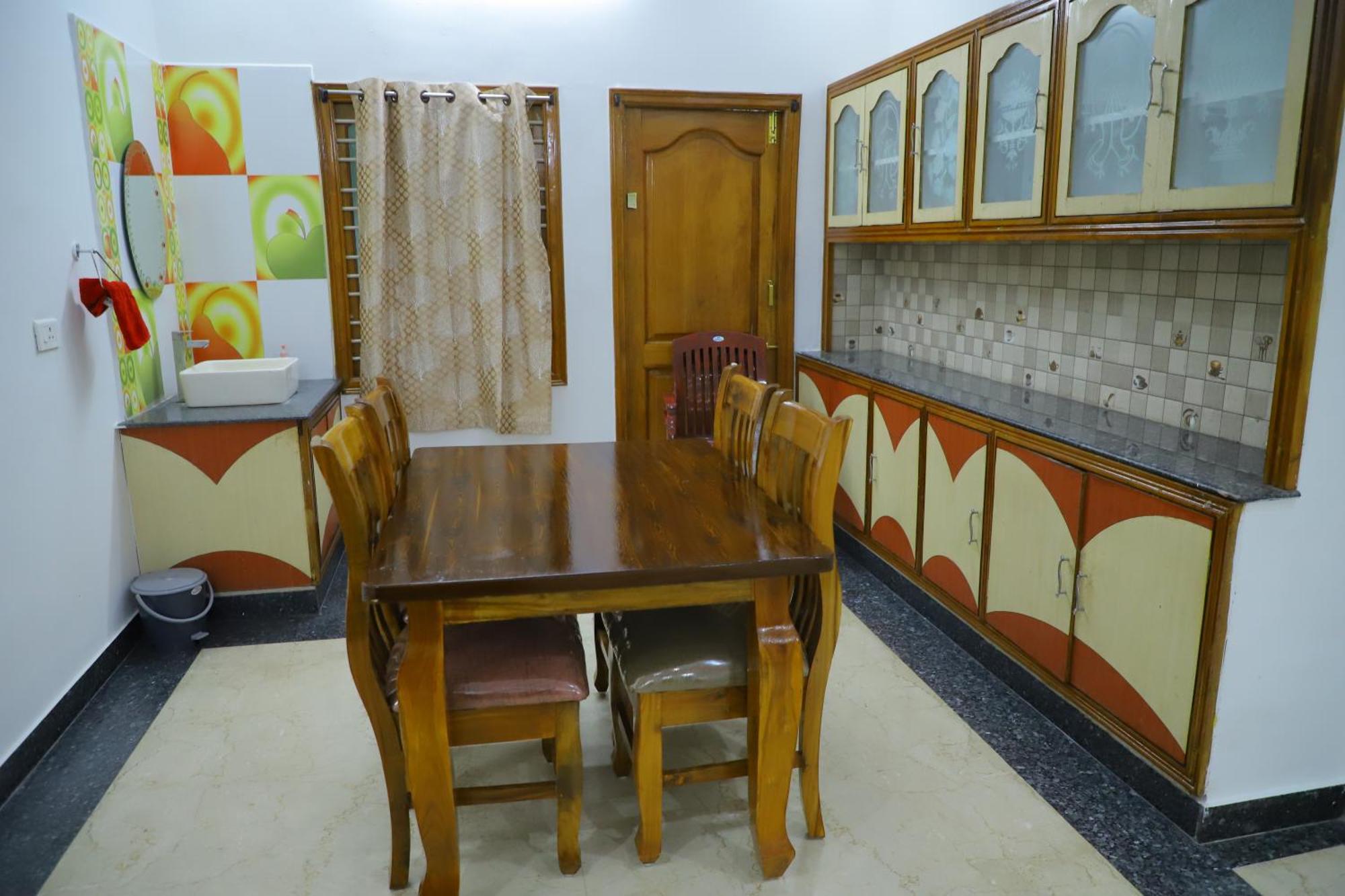 Nanda Mohan Homestay- Luxuries Ac Apartment Close To Alipiri Foothills-Kapila Teertham And Iskcon Temple Tirupati Extérieur photo