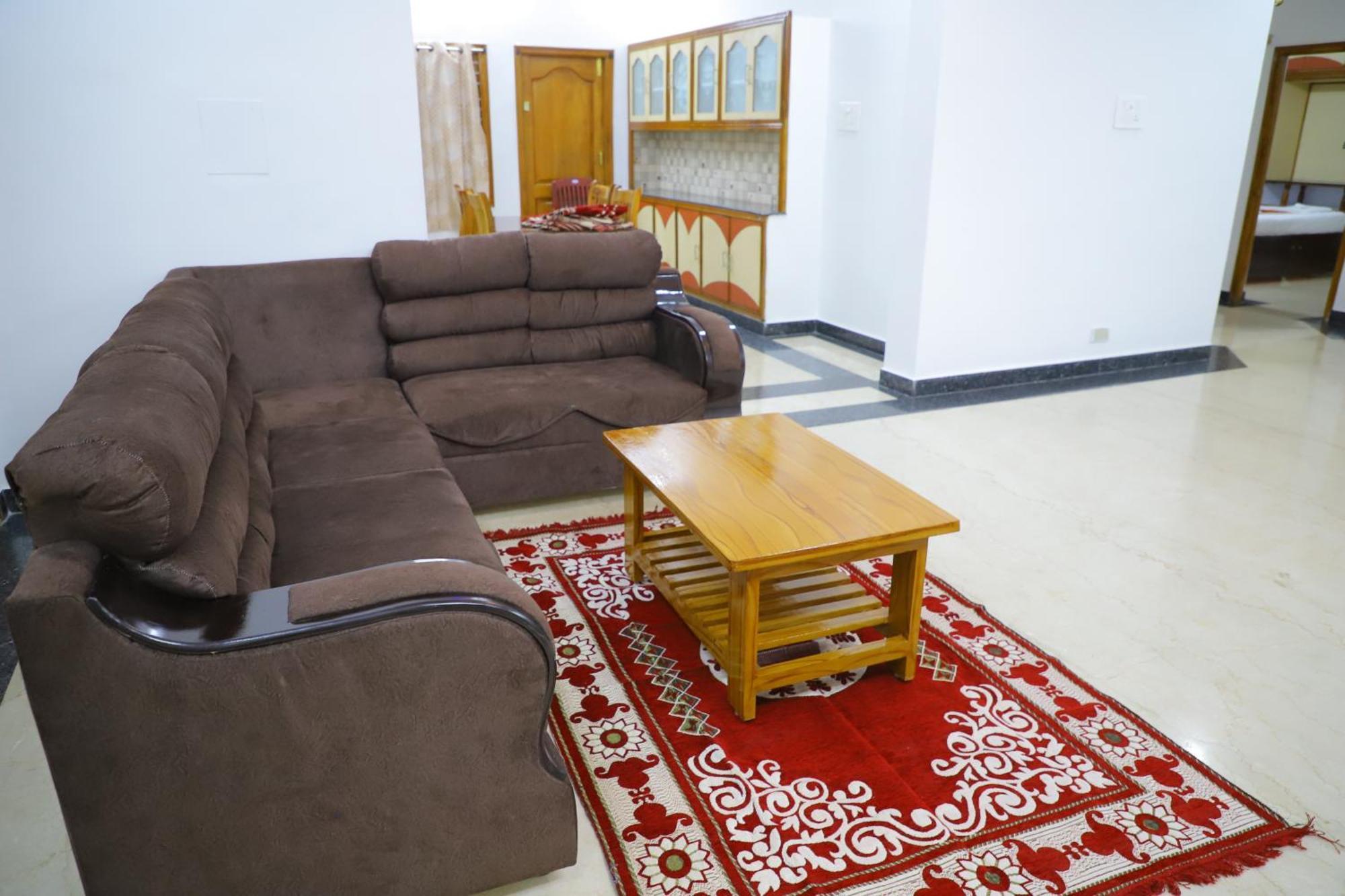 Nanda Mohan Homestay- Luxuries Ac Apartment Close To Alipiri Foothills-Kapila Teertham And Iskcon Temple Tirupati Extérieur photo
