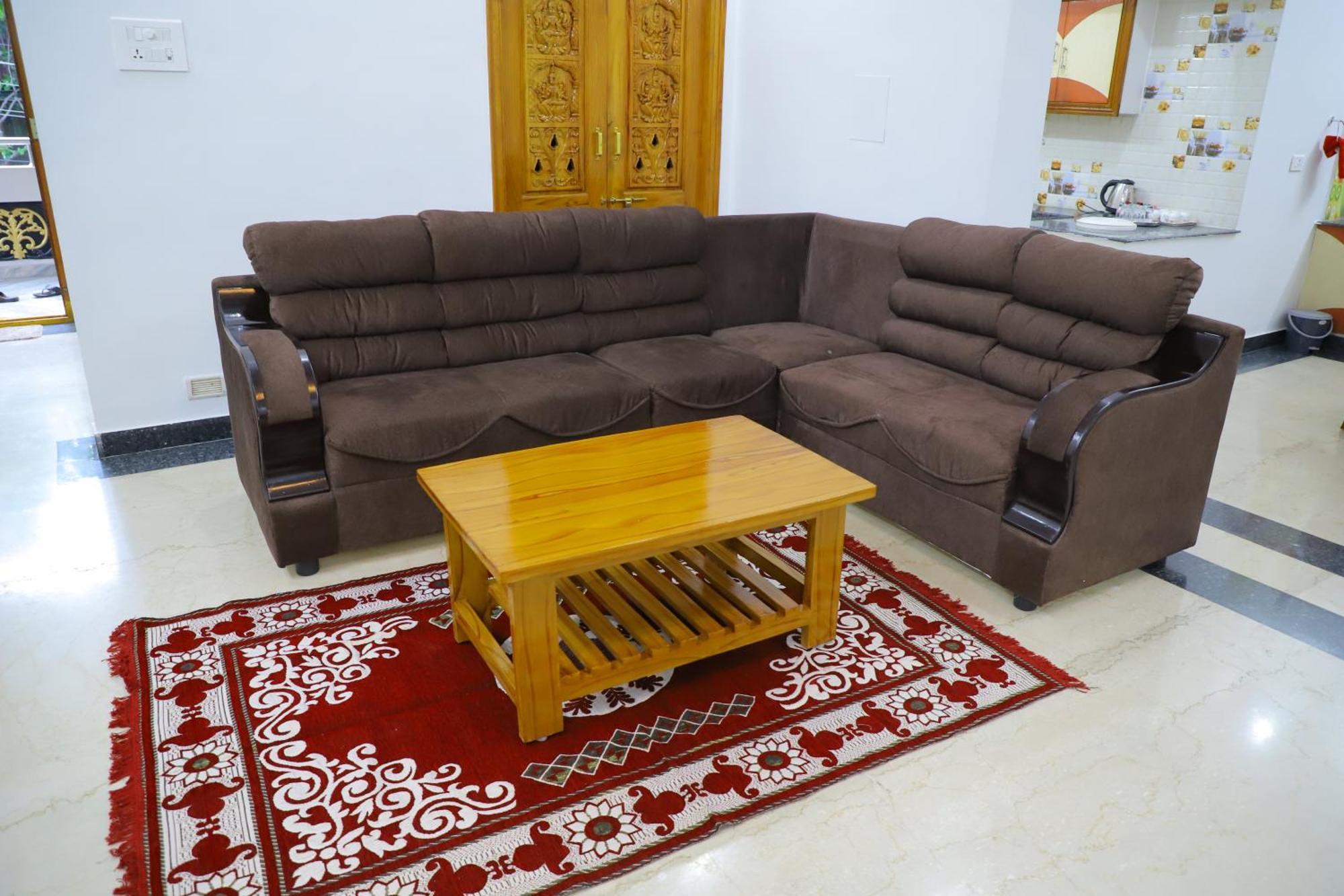 Nanda Mohan Homestay- Luxuries Ac Apartment Close To Alipiri Foothills-Kapila Teertham And Iskcon Temple Tirupati Extérieur photo